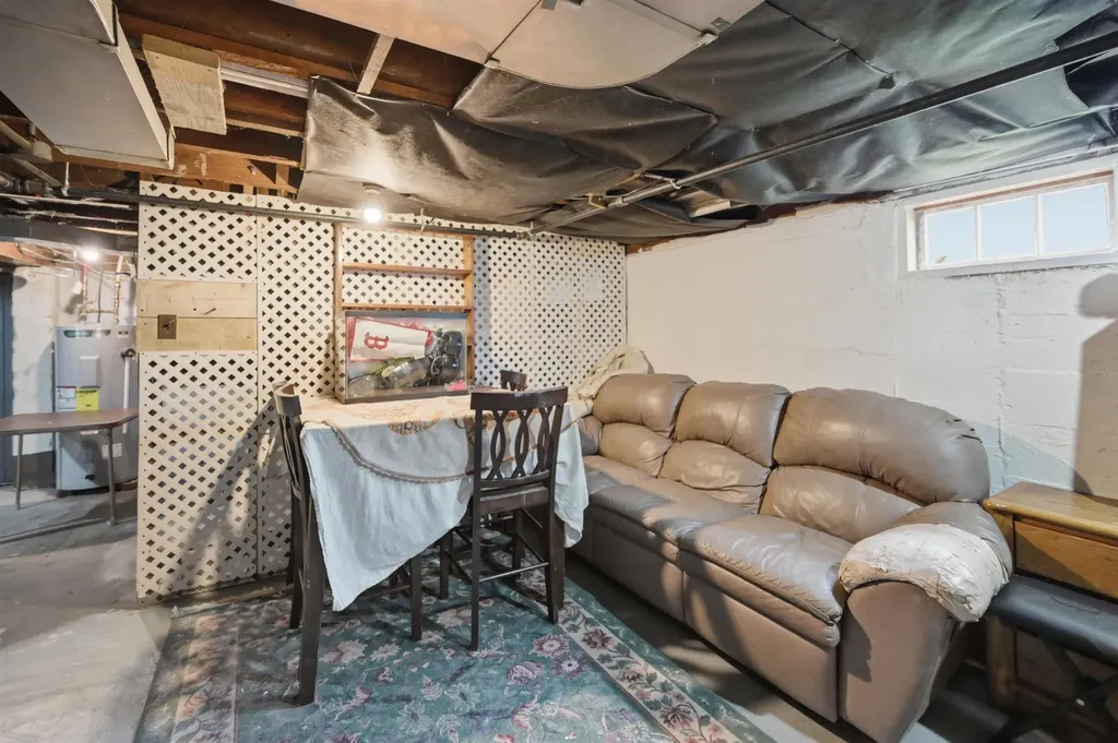 57 Pembroke Road Concord NH 03301