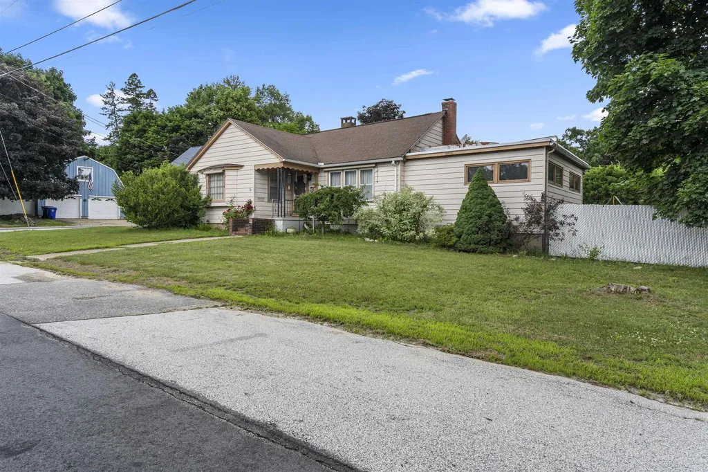 75 Dickey Street Manchester NH 03102