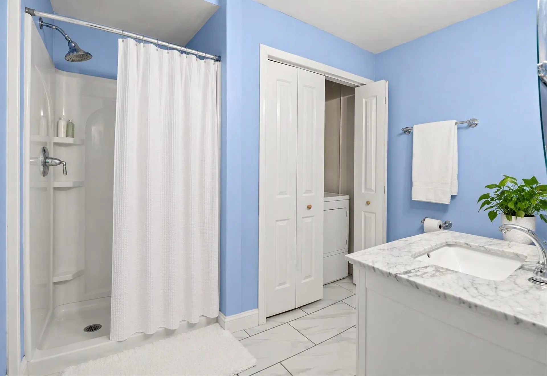 7B Belgian Court Goffstown NH 03045