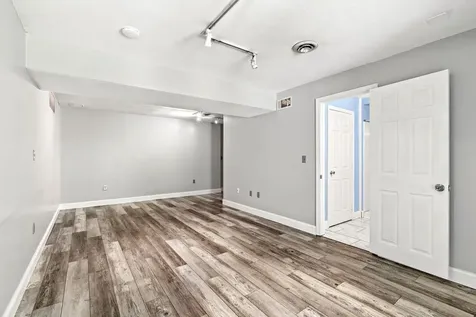 7B Belgian Court Goffstown NH 03045