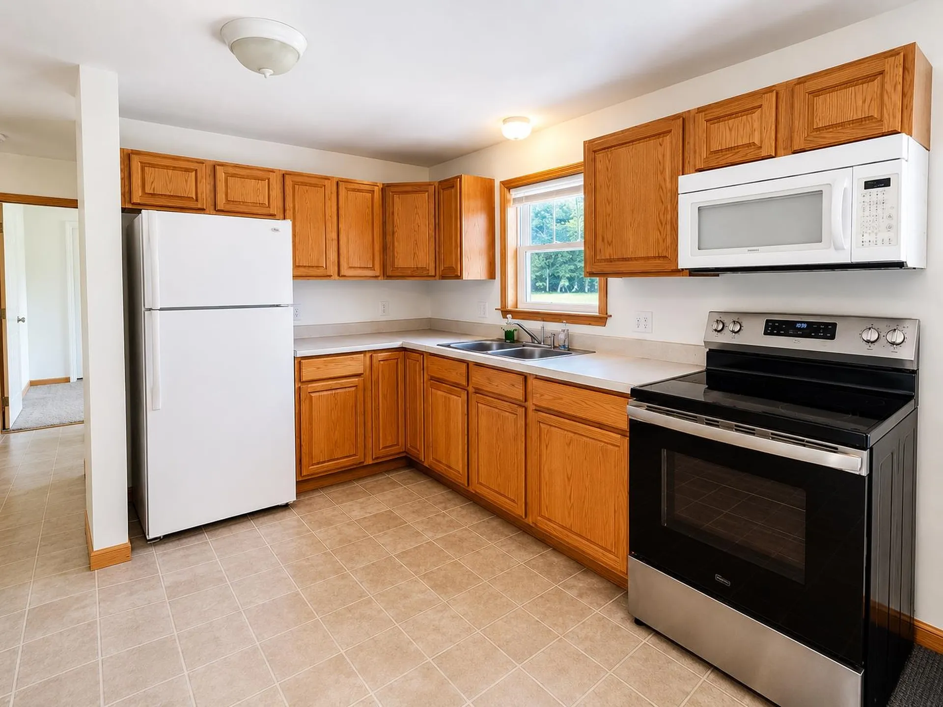 29 Jacob Avenue Hooksett NH 03106
