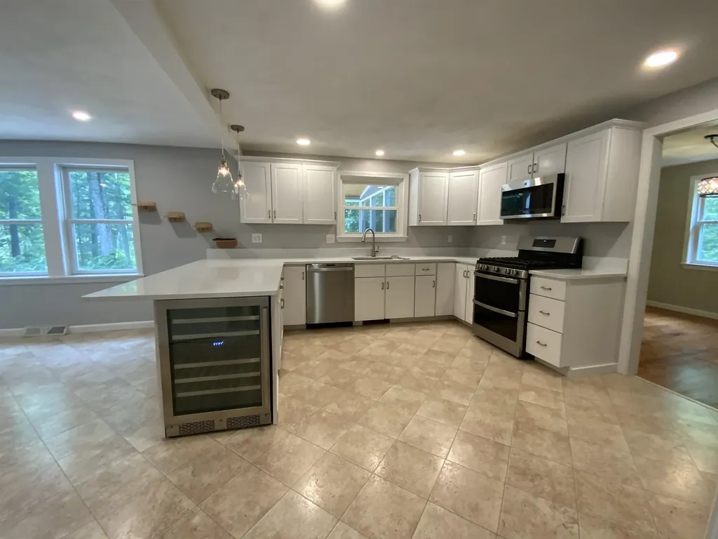 20 French Court Merrimack NH 03054