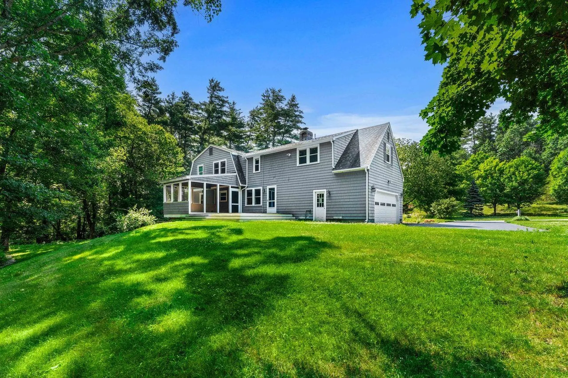 20 French Court Merrimack NH 03054