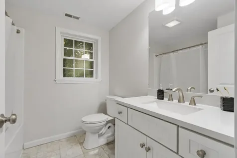 29 Cider Street Epping NH 03042