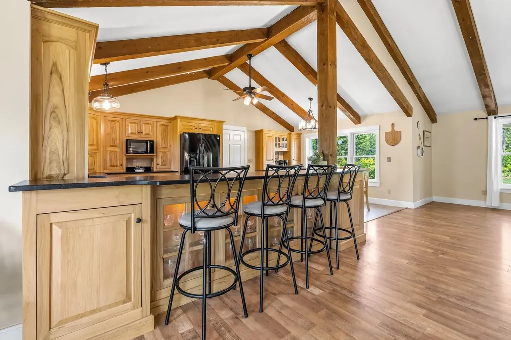 277 Kings Highway Middleton NH 03887