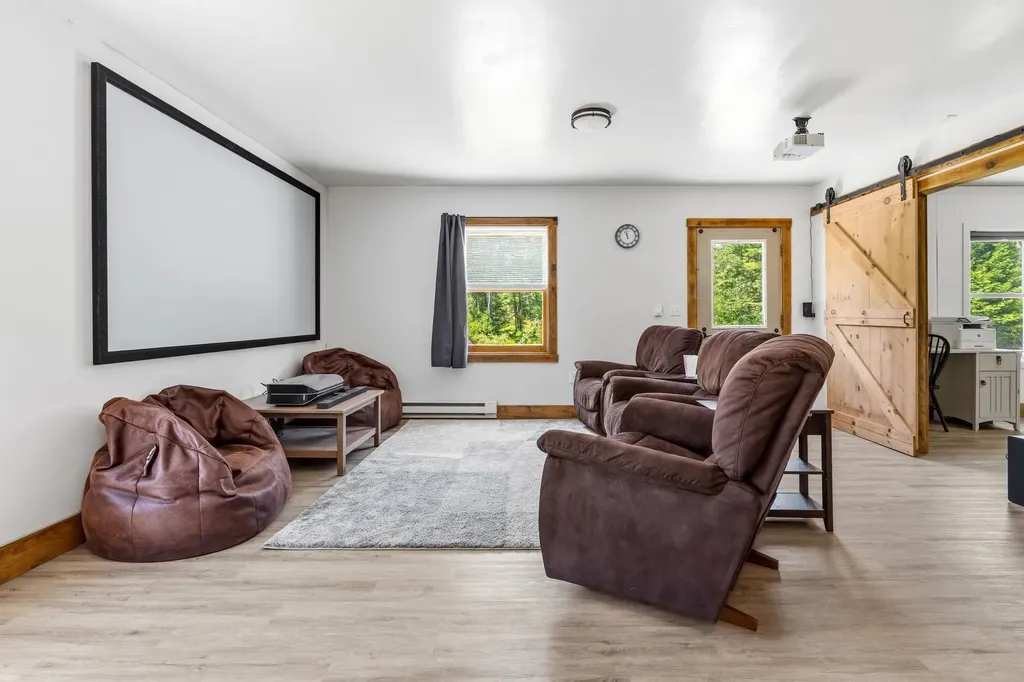 277 Kings Highway Middleton NH 03887