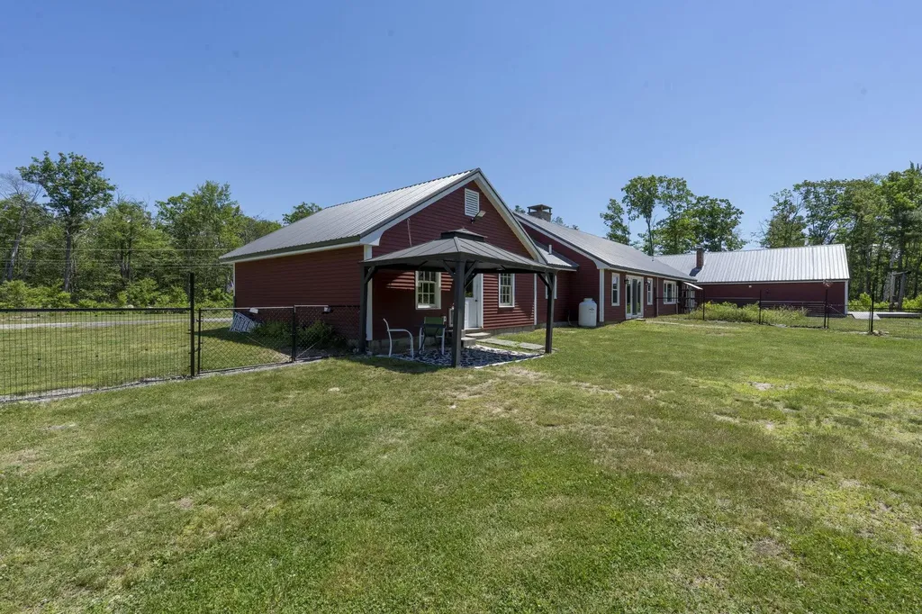 277 Kings Highway Middleton NH 03887