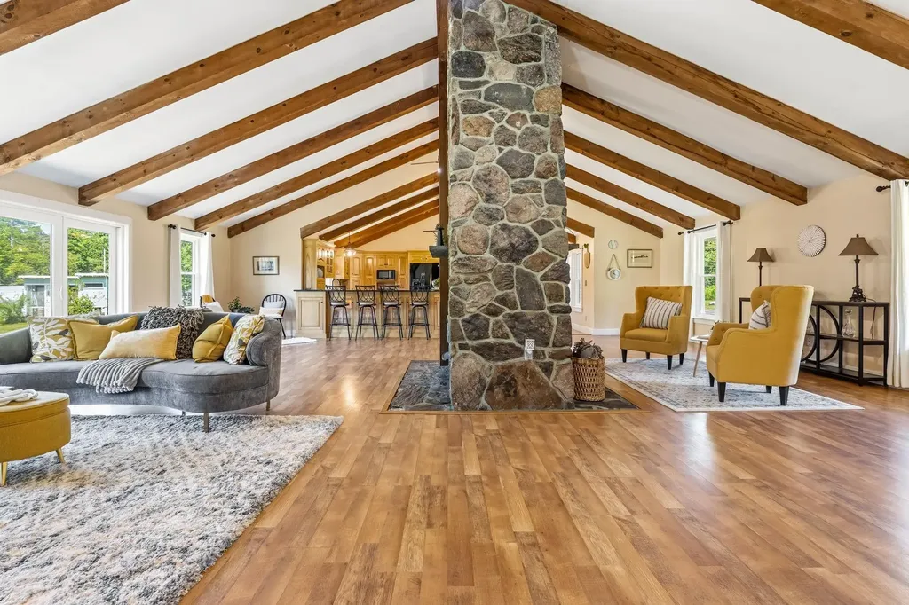 277 Kings Highway Middleton NH 03887
