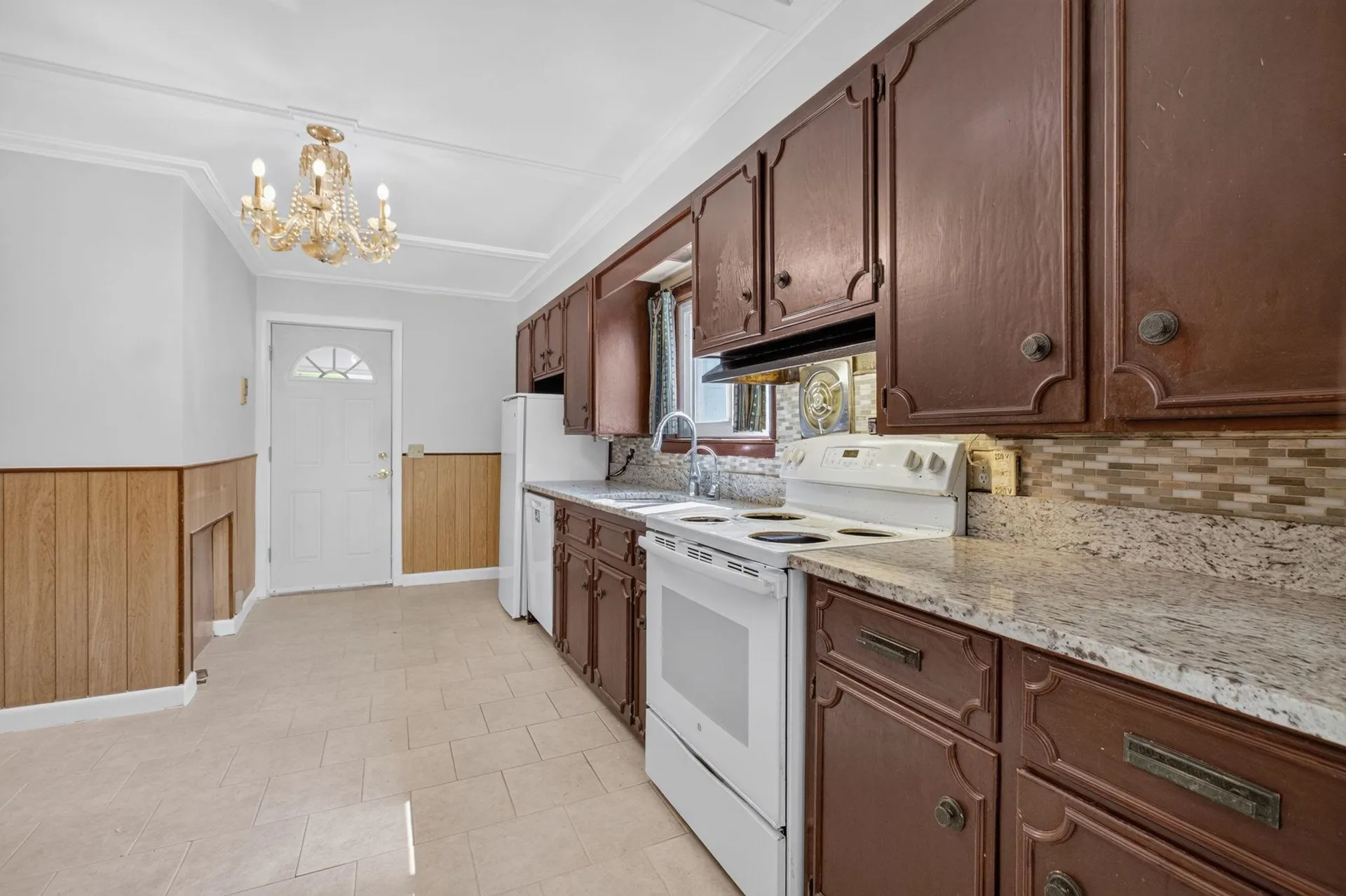 8 Newton Road Plaistow NH 03865