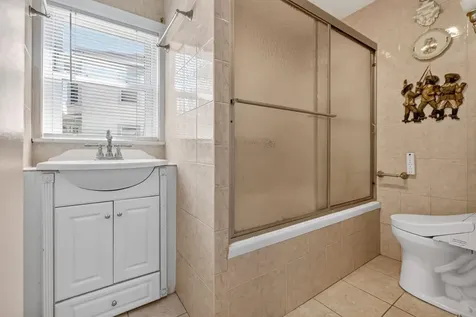 8 Newton Road Plaistow NH 03865