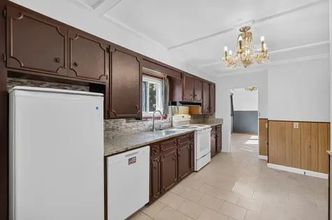 8 Newton Road Plaistow NH 03865