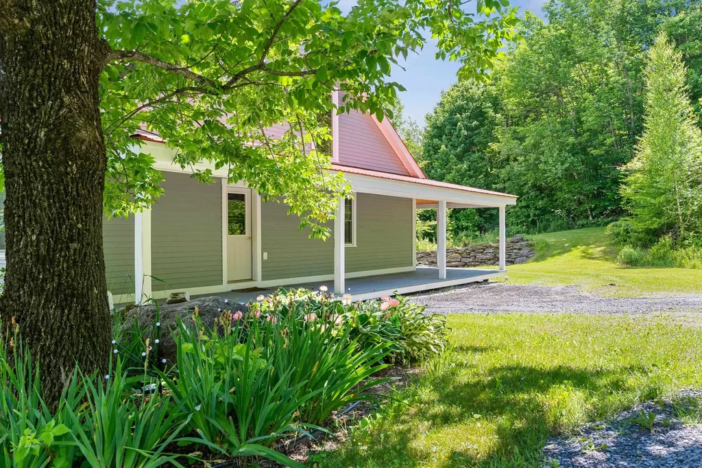 1012 Hallstrom Road Northfield VT 05663