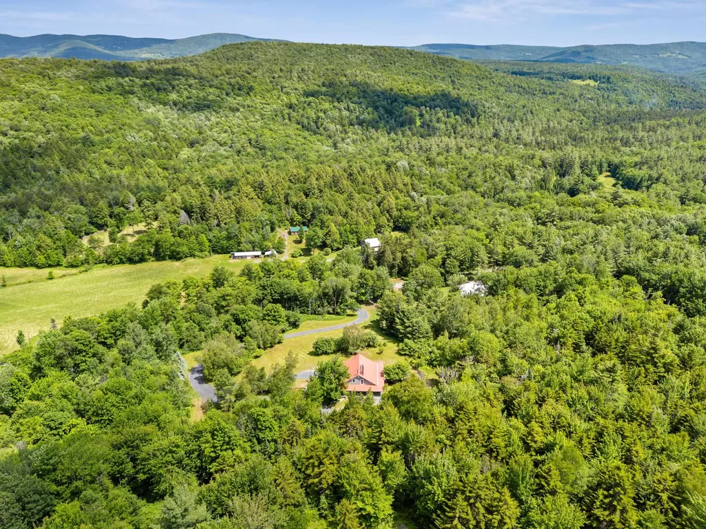 1012 Hallstrom Road Northfield VT 05663