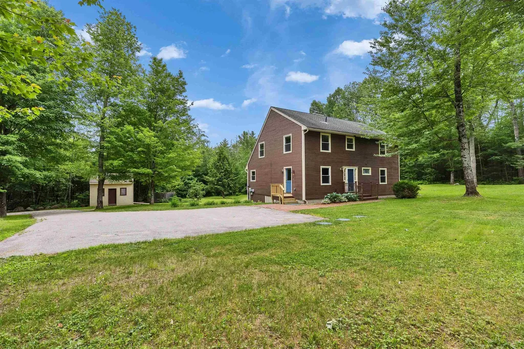 489 Greenfield Road Peterborough NH 03458