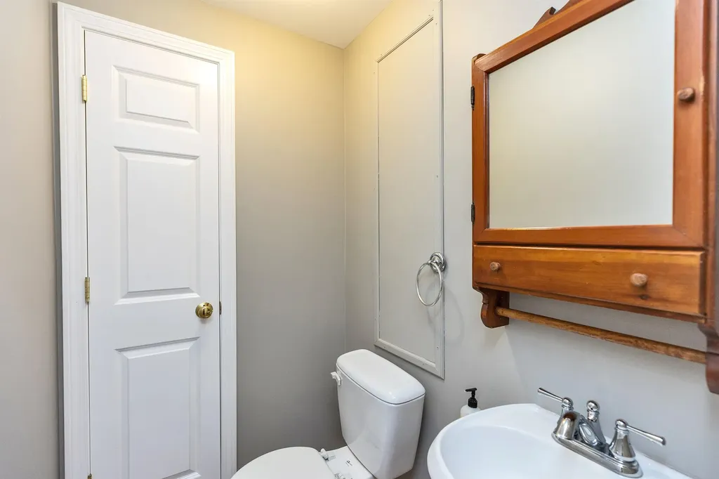 489 Greenfield Road Peterborough NH 03458