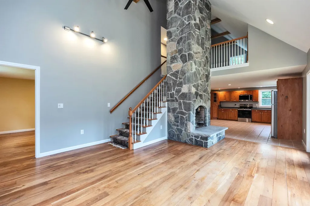 489 Greenfield Road Peterborough NH 03458