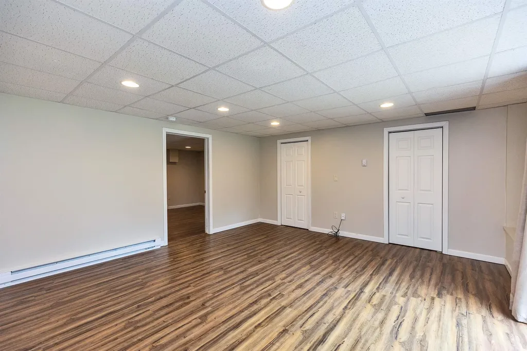 489 Greenfield Road Peterborough NH 03458