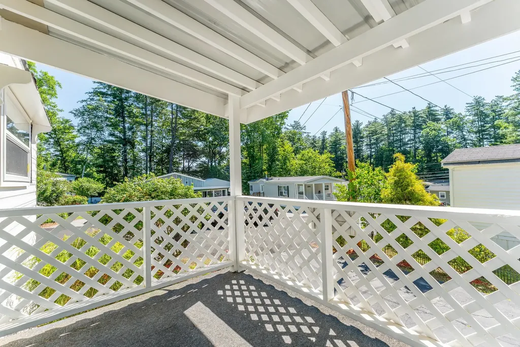 12 Pearl Court Merrimack NH 03054