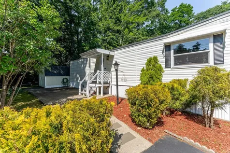 12 Pearl Court Merrimack NH 03054