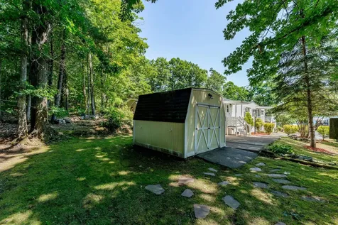 12 Pearl Court Merrimack NH 03054