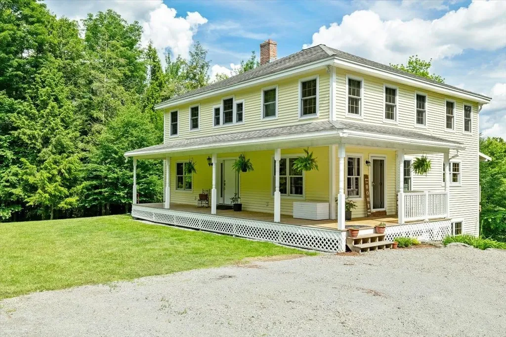 37 Comette Road Fairfax VT 05454
