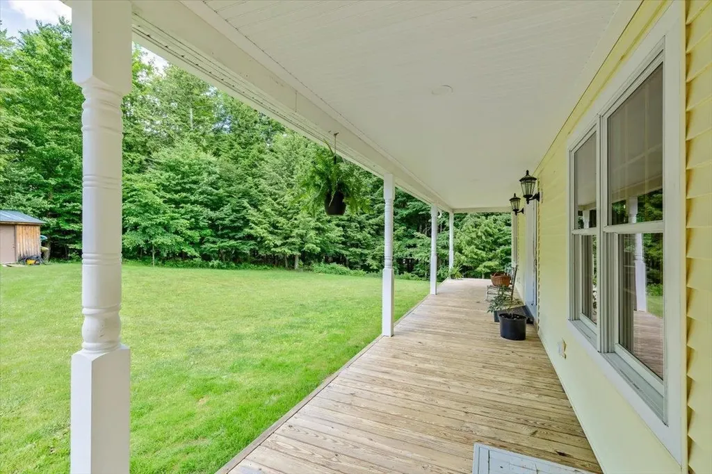 37 Comette Road Fairfax VT 05454