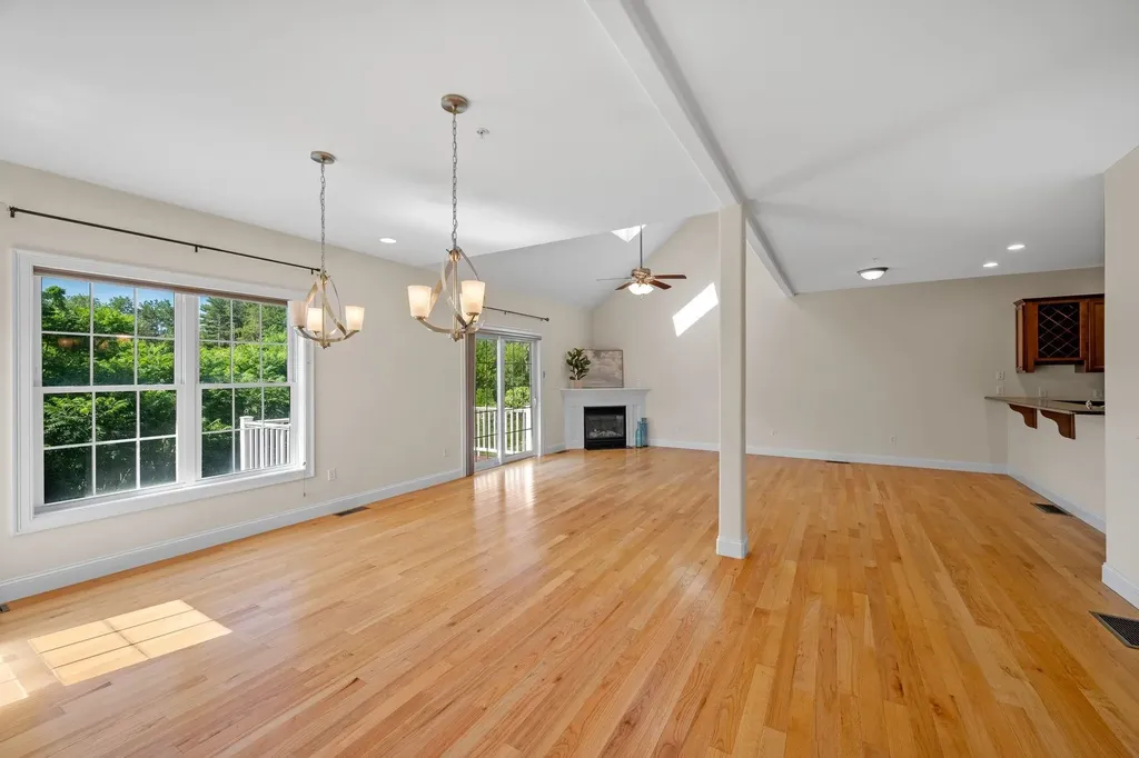 5 Pelton Way Hampton Falls NH 03844