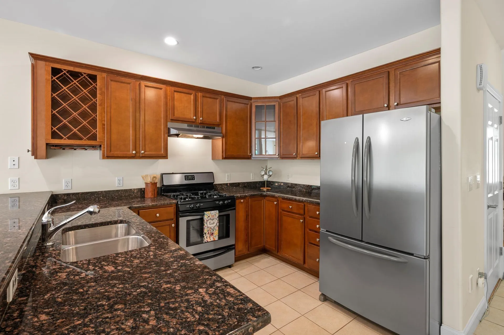 5 Pelton Way Hampton Falls NH 03844