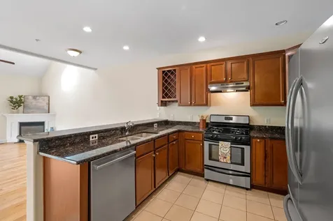 5 Pelton Way Hampton Falls NH 03844