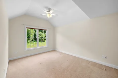 5 Pelton Way Hampton Falls NH 03844