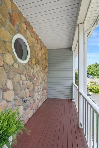 5 Pelton Way Hampton Falls NH 03844