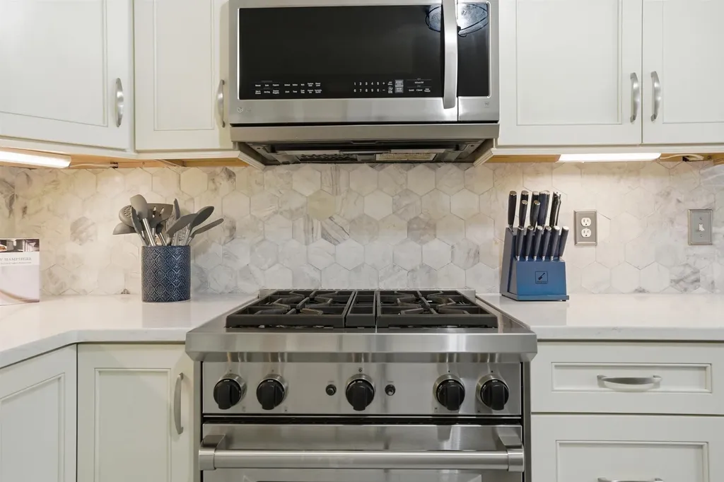 165 South Ridge Drive Manchester NH 03109