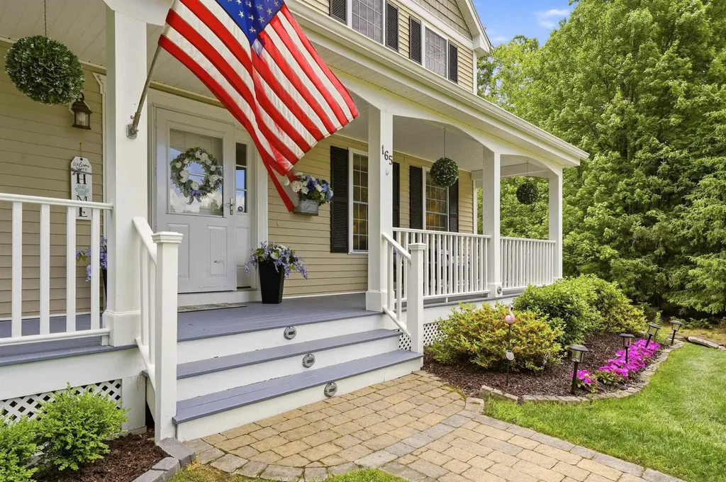 165 South Ridge Drive Manchester NH 03109