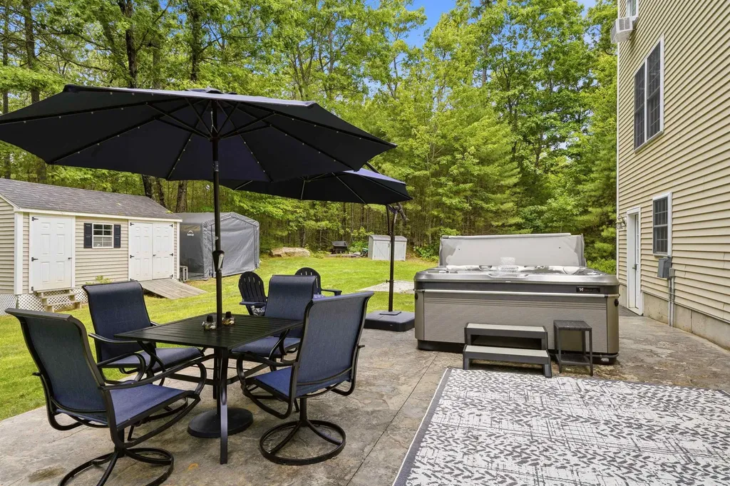 165 South Ridge Drive Manchester NH 03109