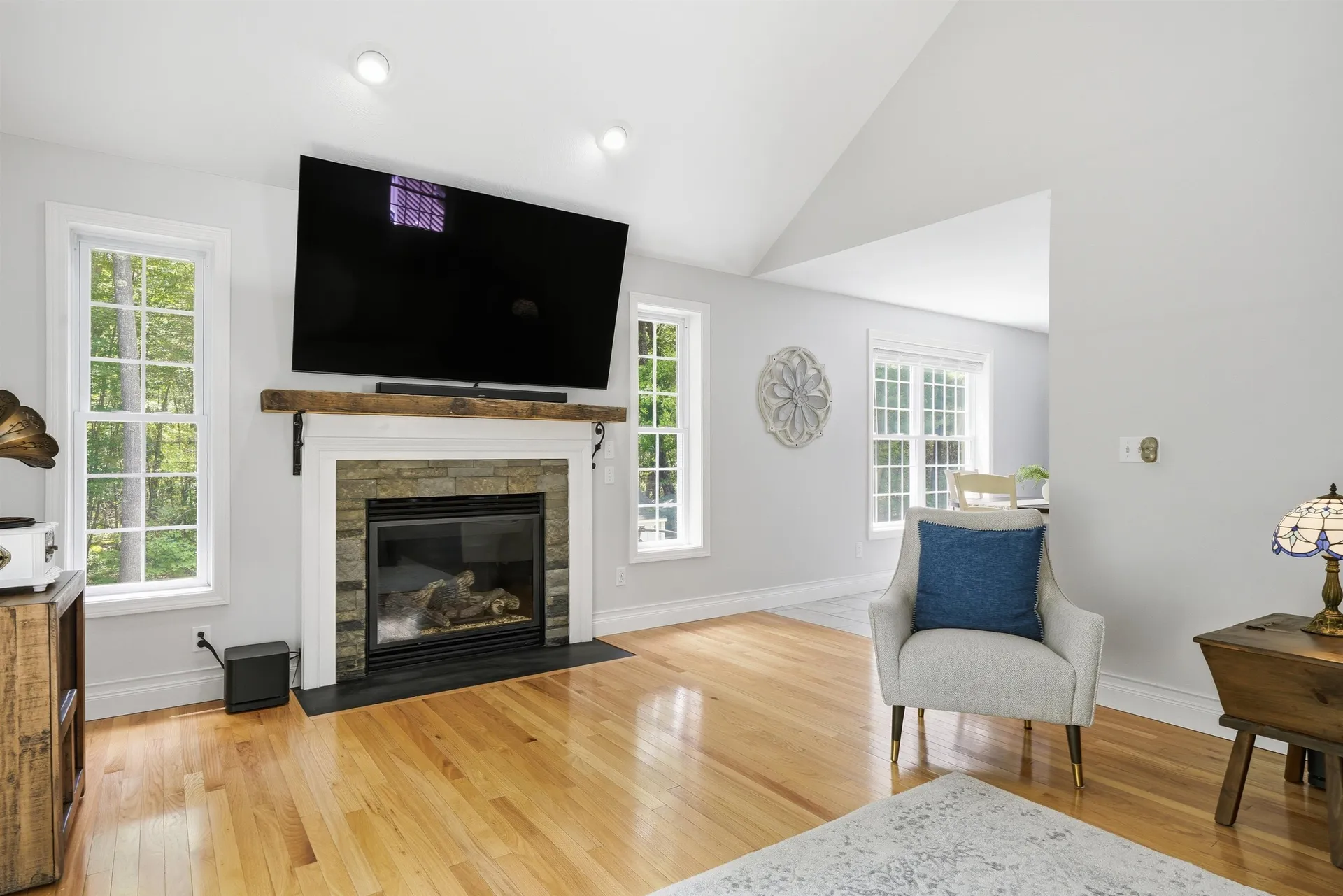 165 South Ridge Drive Manchester NH 03109