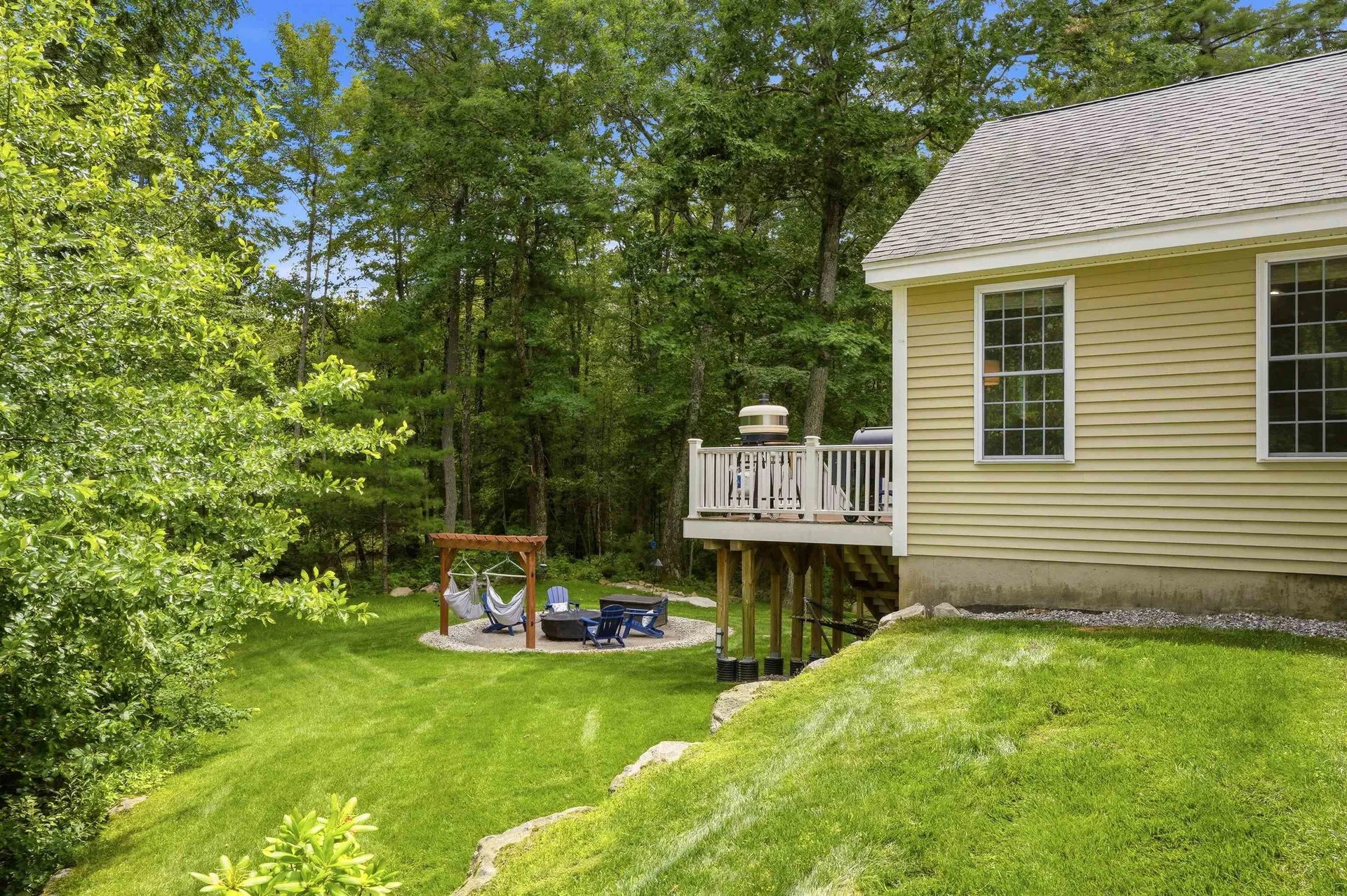 165 South Ridge Drive Manchester NH 03109