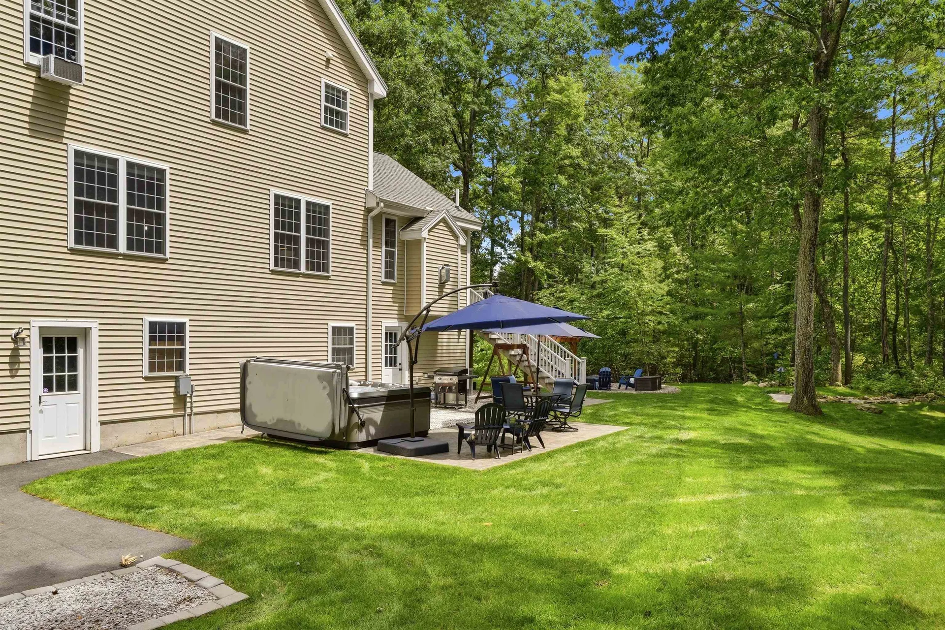 165 South Ridge Drive Manchester NH 03109