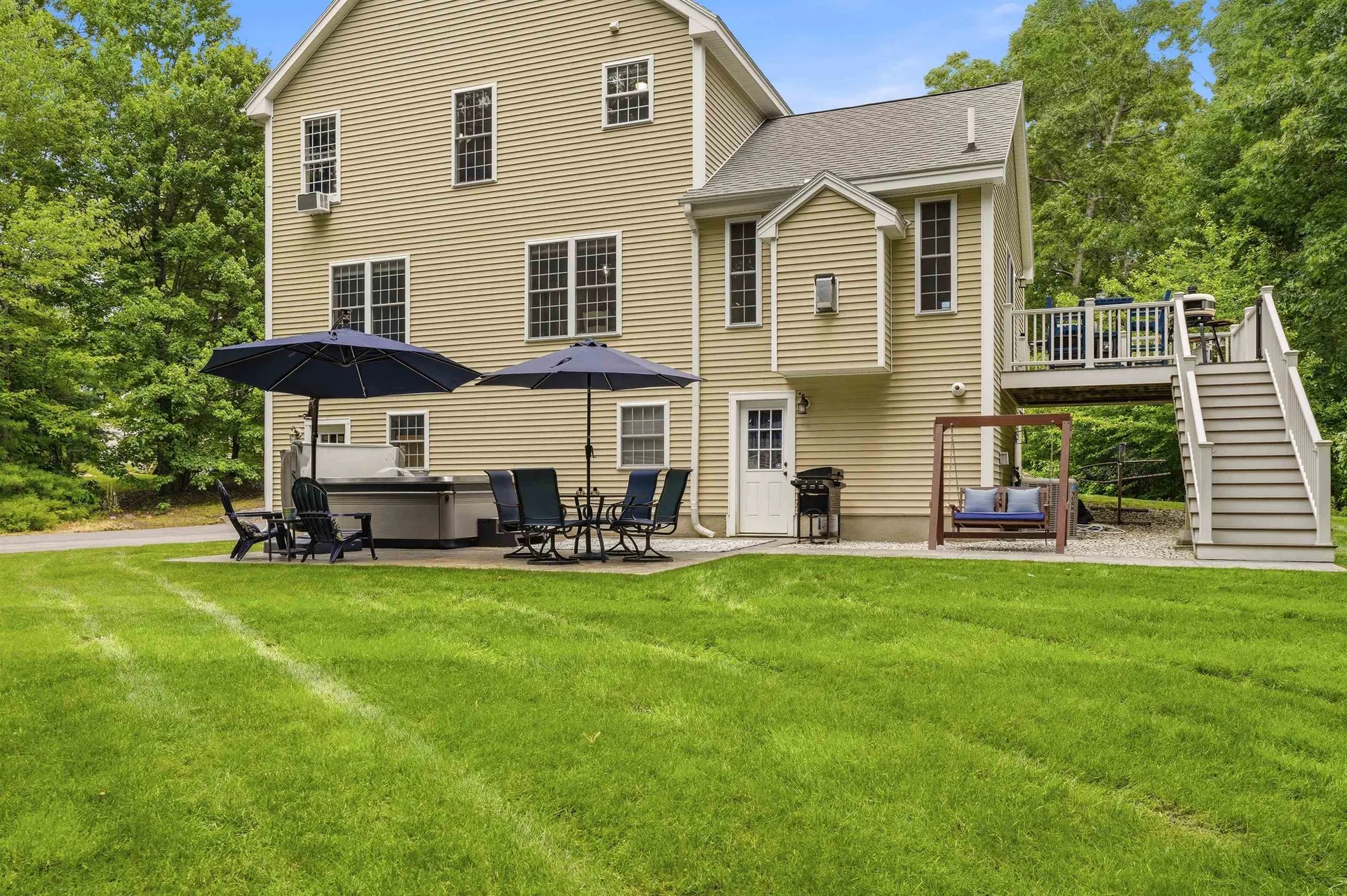 165 South Ridge Drive Manchester NH 03109