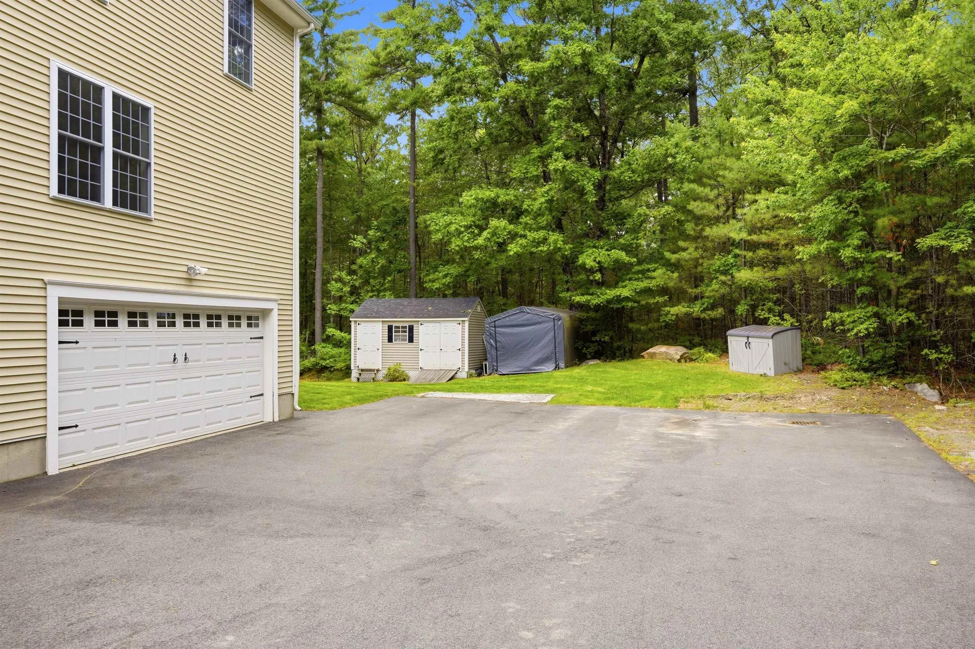 165 South Ridge Drive Manchester NH 03109