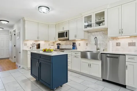 165 South Ridge Drive Manchester NH 03109