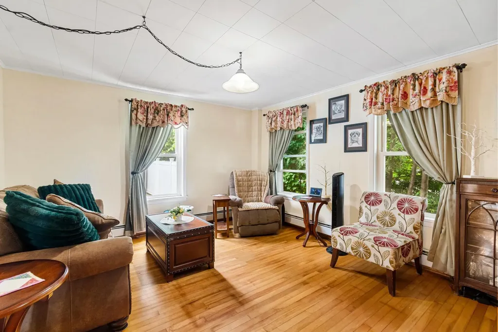 78 Aldis Street St. Albans City VT 05478