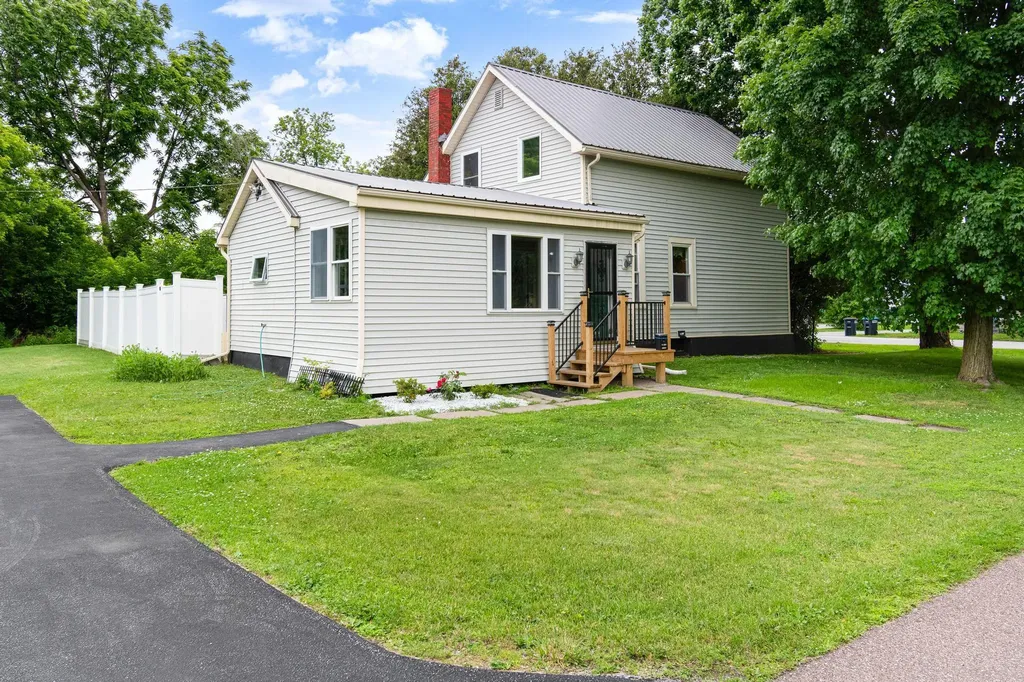 78 Aldis Street St. Albans City VT 05478