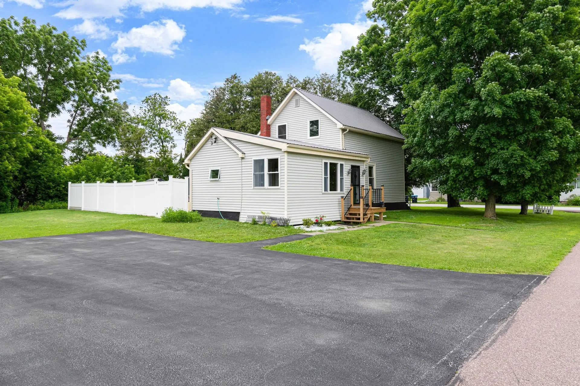 78 Aldis Street St. Albans City VT 05478