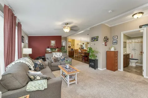35 Mansfield Woods Way New Hampton NH 03256
