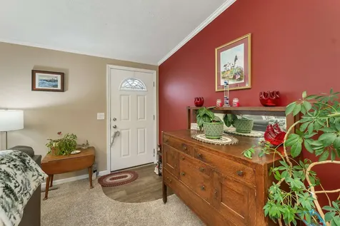 35 Mansfield Woods Way New Hampton NH 03256