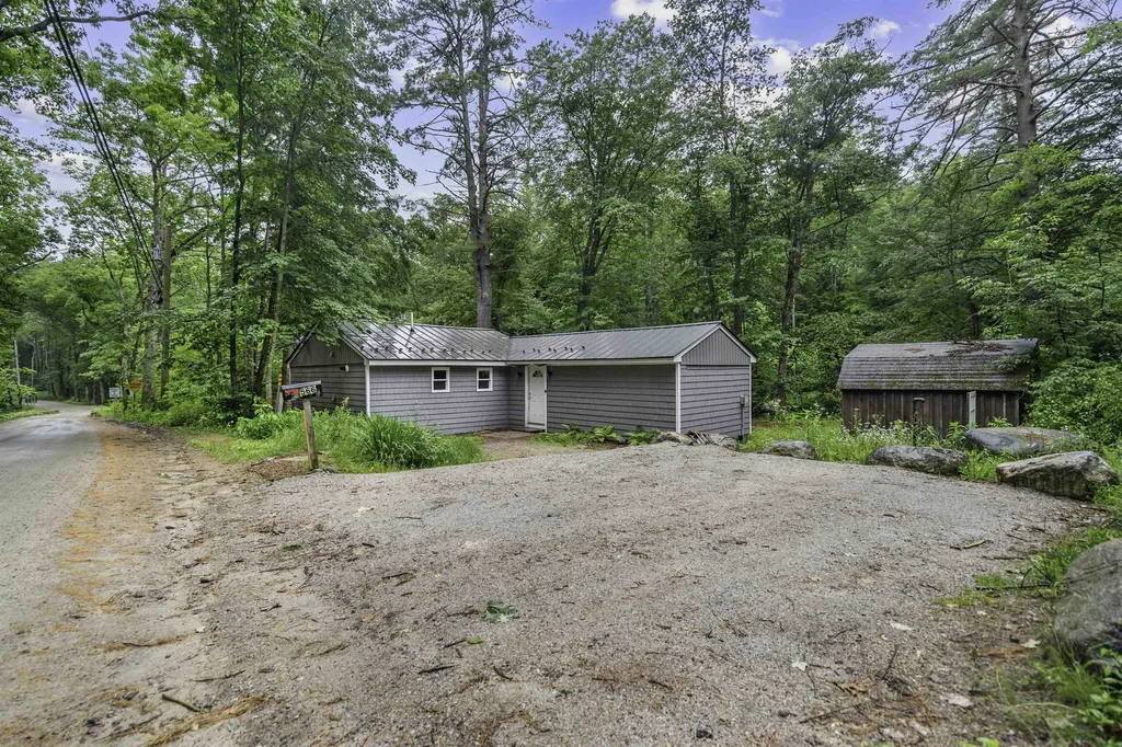 566 Beard Road Hillsborough NH 03244