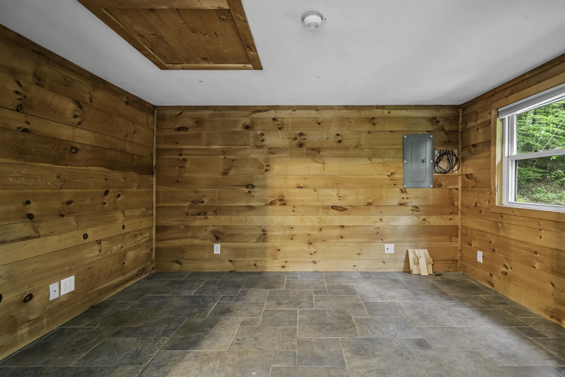 566 Beard Road Hillsborough NH 03244