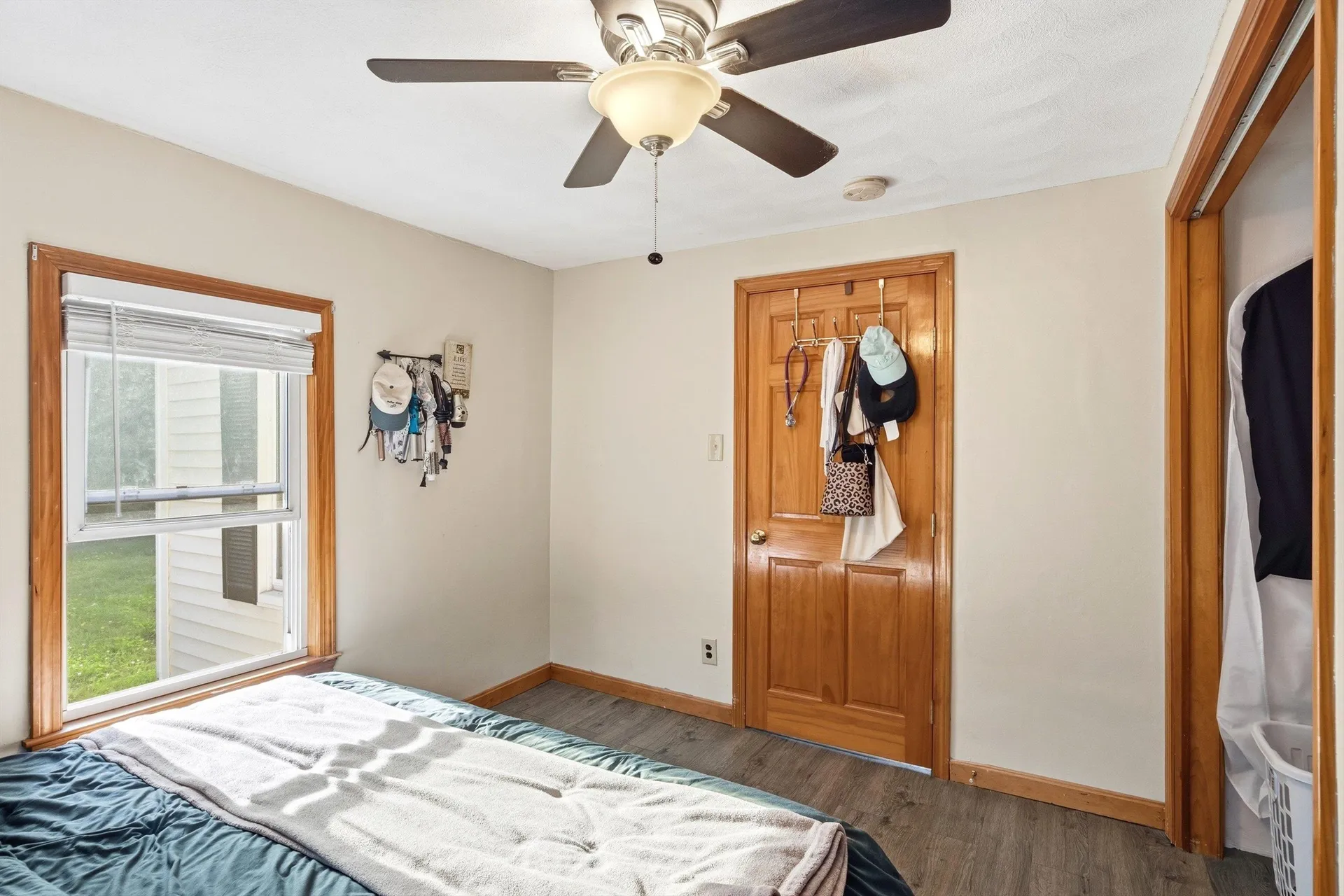 31 Hillside Avenue Derry NH 03038