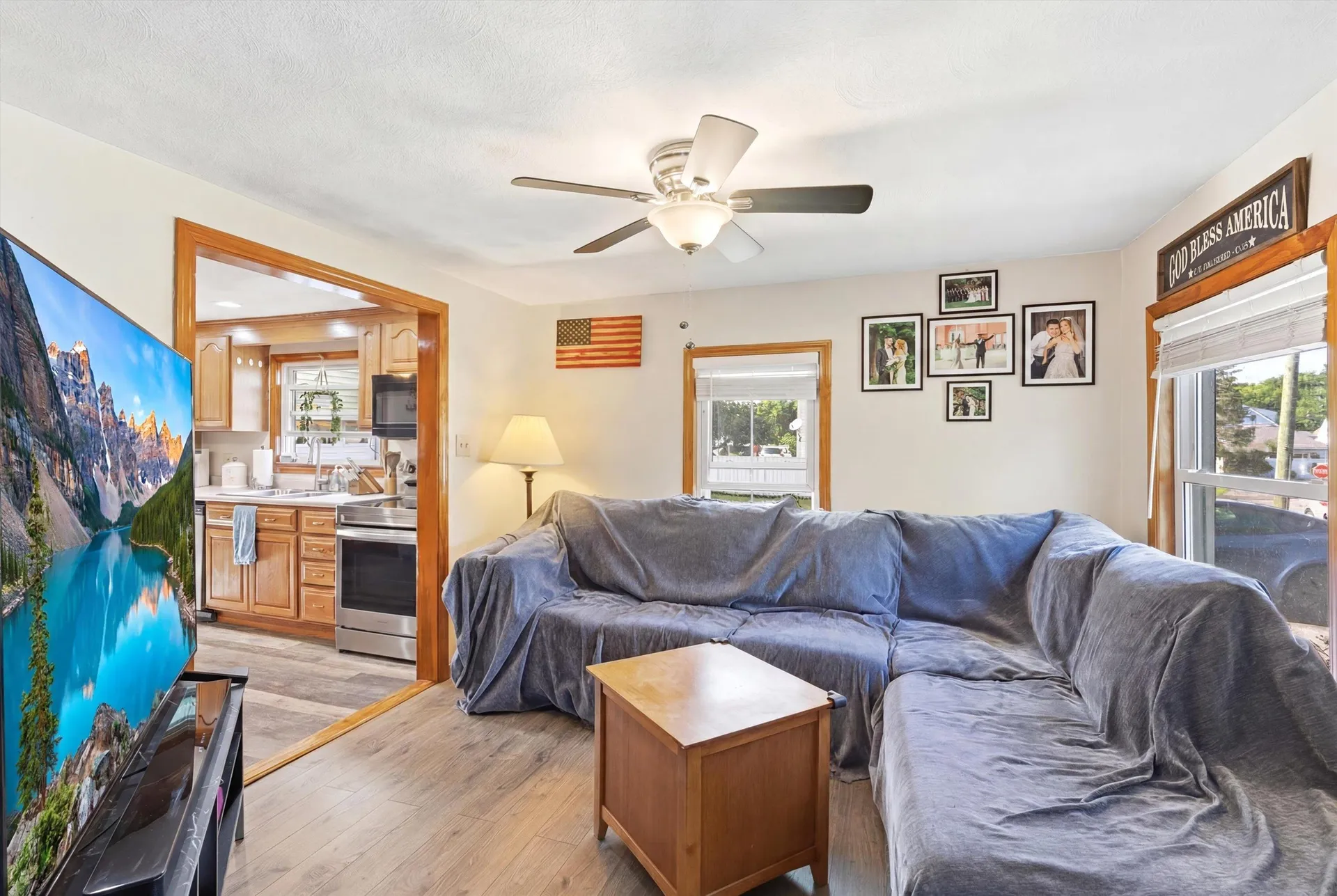 31 Hillside Avenue Derry NH 03038
