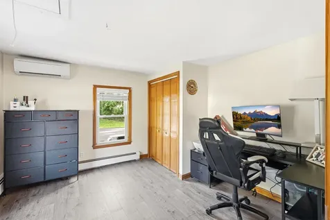 31 Hillside Avenue Derry NH 03038